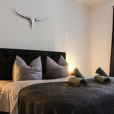 Nuwilu One - Apartment Mit Balkon Im Herzen Erfurts - Magenta Tv- Netflix - Disney Ngoại thất bức ảnh