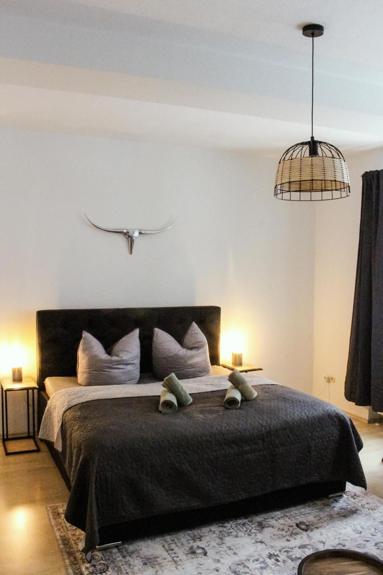 Nuwilu One - Apartment Mit Balkon Im Herzen Erfurts - Magenta Tv- Netflix - Disney Ngoại thất bức ảnh