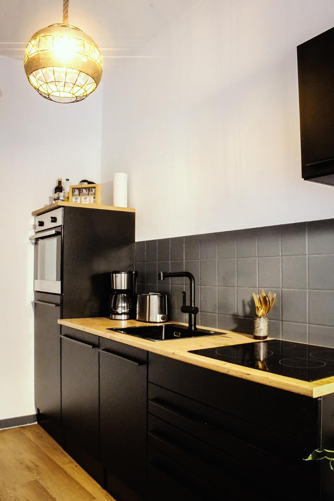 Nuwilu One - Apartment Mit Balkon Im Herzen Erfurts - Magenta Tv- Netflix - Disney Ngoại thất bức ảnh