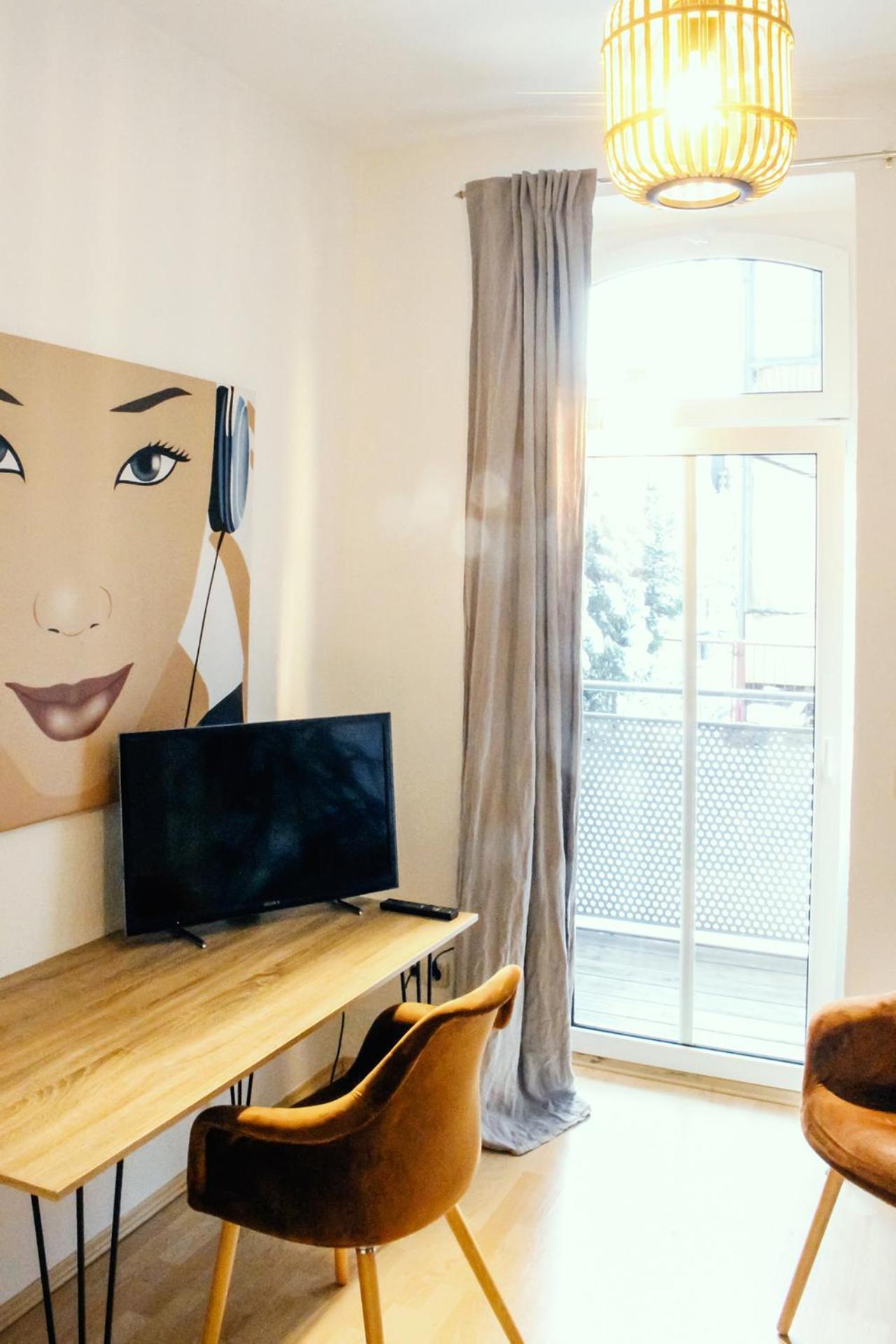 Nuwilu One - Apartment Mit Balkon Im Herzen Erfurts - Magenta Tv- Netflix - Disney Ngoại thất bức ảnh